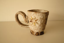 Load image into Gallery viewer, Quilt mug