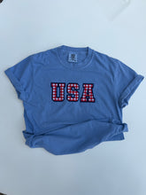 Load image into Gallery viewer, USA Appliqué Tee